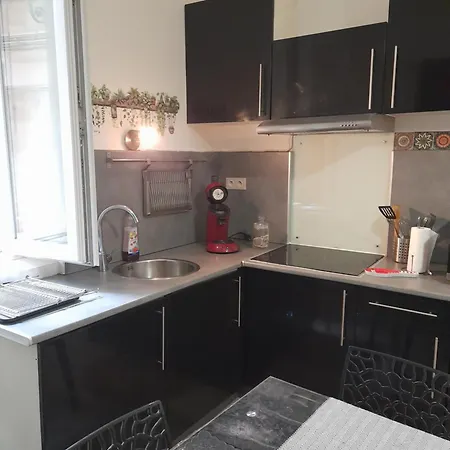 Escale Voltaire T2 Au Calme, Cv, Wifi Apartmán